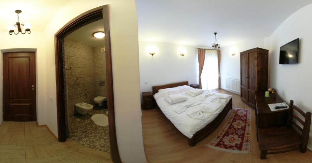 فندق Casa Cartianu Târgu Jiu الغرفة الصورة